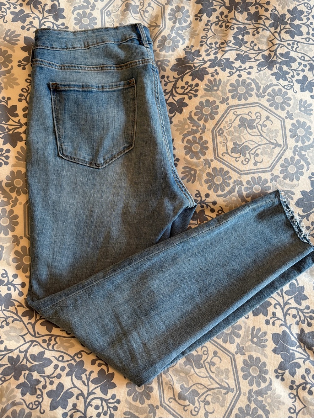 Old Navy Light Wash Raw Hem Jeans